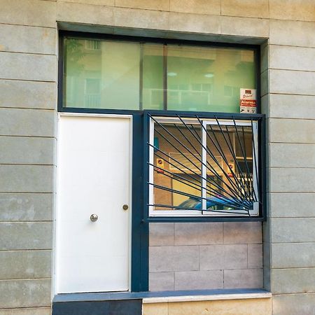 Estudio En El Pleno Centro De Alicante By Renthas Exterior photo